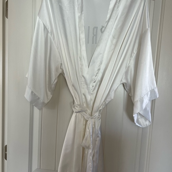 Victoria Secret Bride Robe - Picture 2 of 3